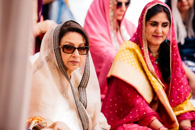 Woman watching with sunglasses